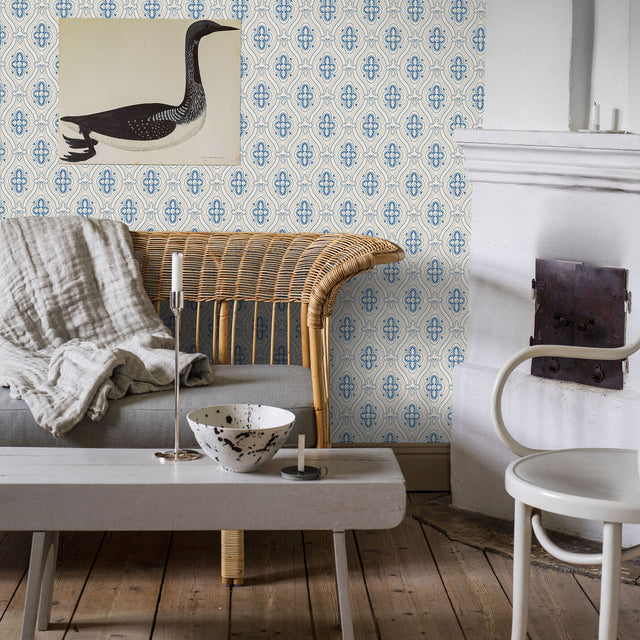 PIGKAMMAREN Blue Medallion Wallpaper by Boråstapeter – Schumacher 4527