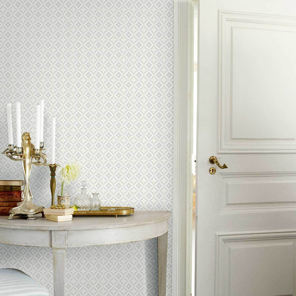 Loka Grey and Gold Geometric Wallpaper by Boråstapeter – Schumacher 4528