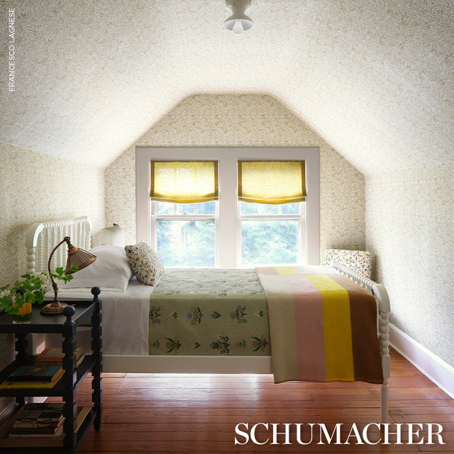 Willow Leaf Moss by Schumacher Botanical Wallpaper – Schumacher 5004137