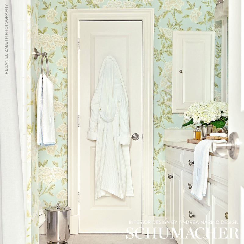 Whitney Floral Aqua by Schumacher Chinoiserie-Inspired Floral Wallpaper – Schumacher 5004382