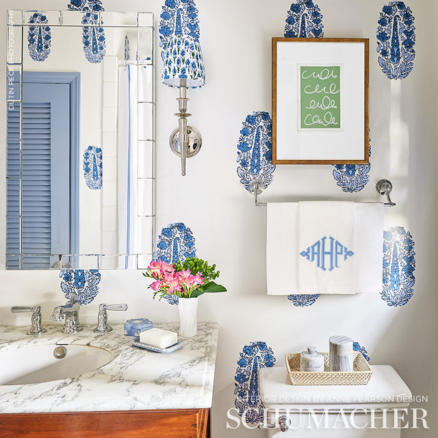 ASKANDRA FLOWER Delft by Schumacher Jaipur Collection Hand Screen Wallpaper – Schumacher 5005311