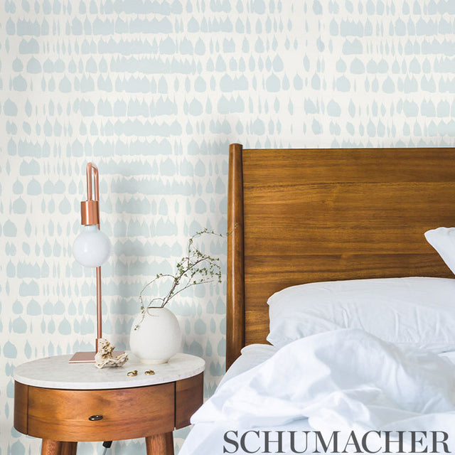 Queen of Spain Sky by Schumacher Painterly Mid-Century Modern Wallpaper – Schumacher 5005882