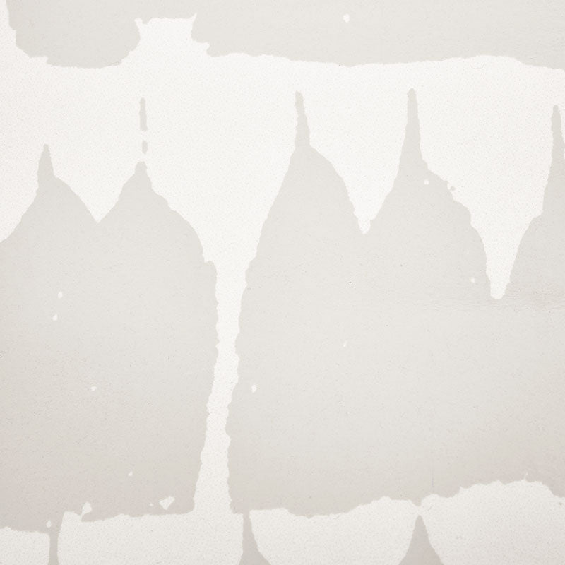 Queen of Spain Dove by Schumacher Painterly Mid-Century Modern Wallpaper – Schumacher 5005883