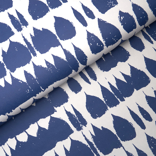 Queen of Spain Navy by Schumacher Painterly Mid-Century Modern Wallpaper – Schumacher 5005885