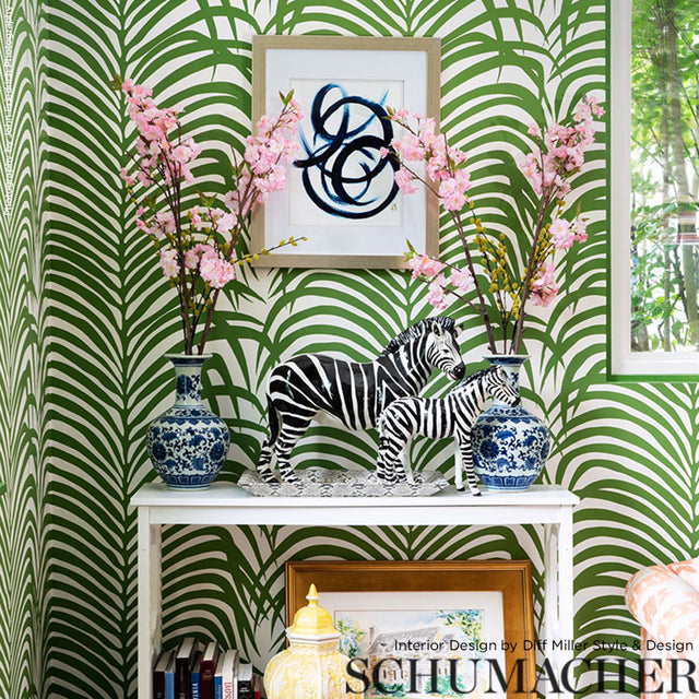 Zebra Palm Jungle by Schumacher Bold Palm Frond Wallpaper – Schumacher 5006931