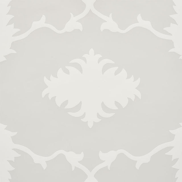 Garden of Persia Quartz by Mary McDonald Large-Scale Floral Damask Wallpaper – Schumacher 5007152