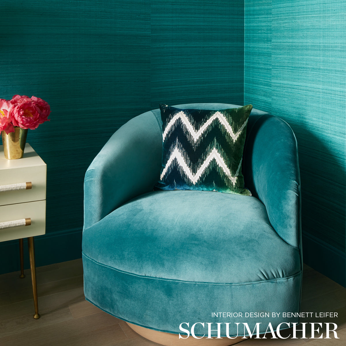 Shaded Silk Peacock by Schumacher Luxurious Silk Wallcovering – 5007865