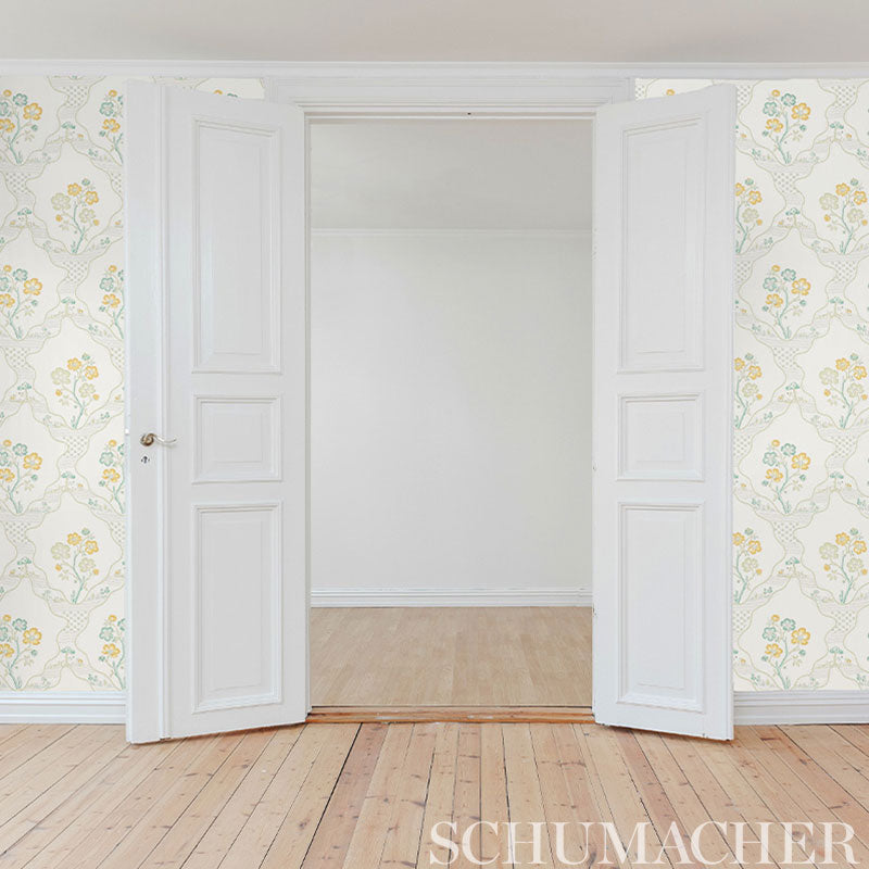 Marella Leaf by Schumacher Country Chic Botanical Trellis Wallpaper – Schumacher 5008802