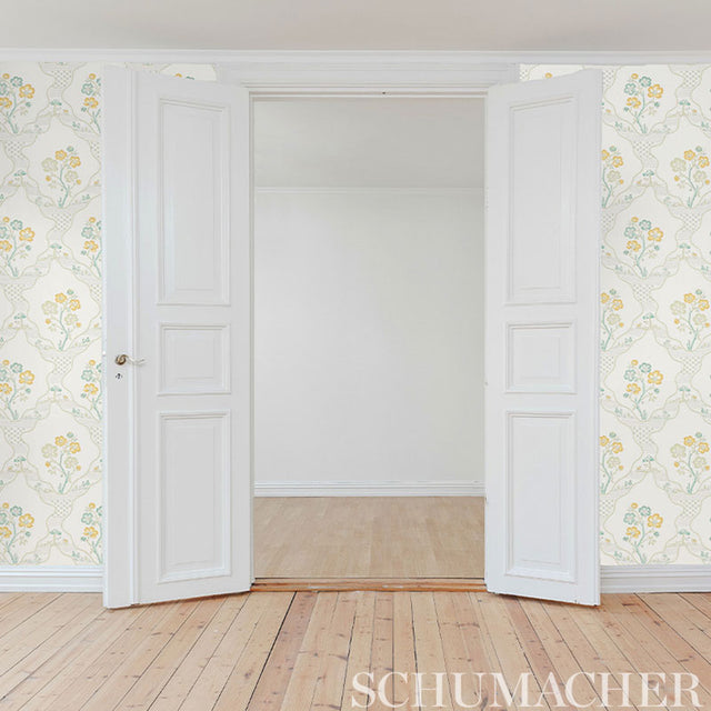 Marella Leaf by Schumacher Country Chic Botanical Trellis Wallpaper – Schumacher 5008802