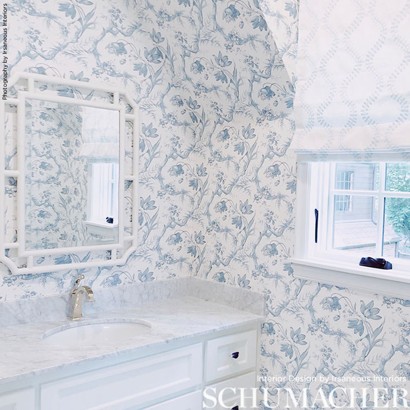 Toile de Fleurs Delft Blue Floral Wallpaper by Schumacher – 5009121