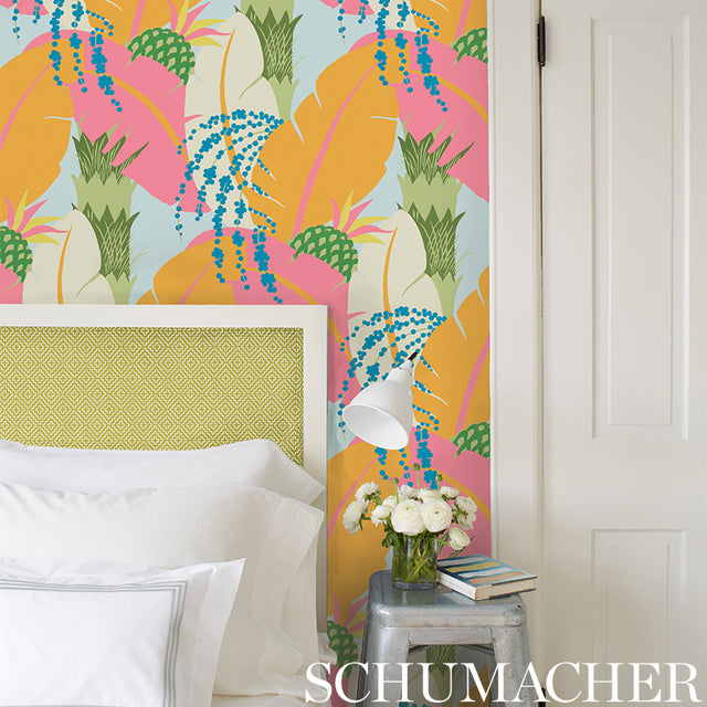 Ananas Neutral Tropical Pineapple Banana Leaf Wallpaper – Schumacher 5009171