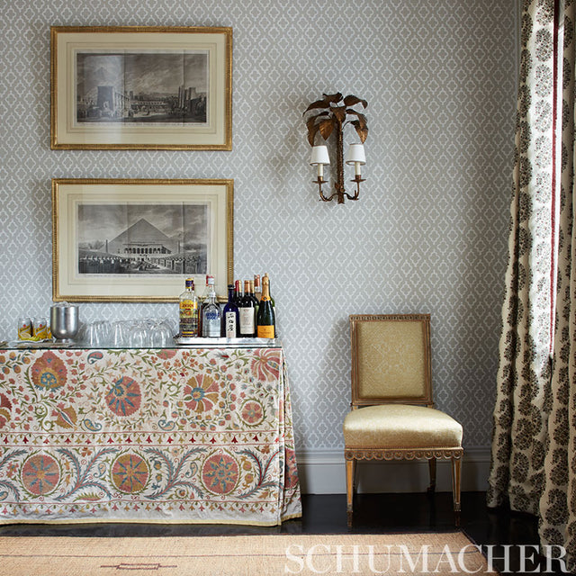 JAKE Soft Grey by Veere Grenney Moroccan Ogee Wallpaper – Schumacher 5009862