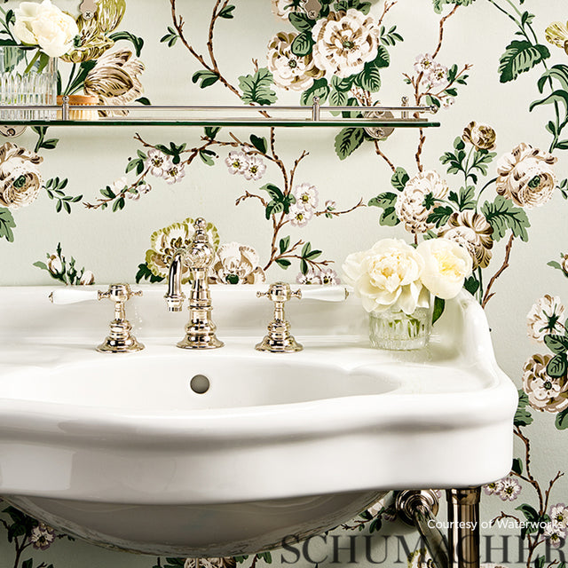 BETTY Celadon by Schumacher Lush Floral Trellis Wallpaper – Veere Grenney 5009872