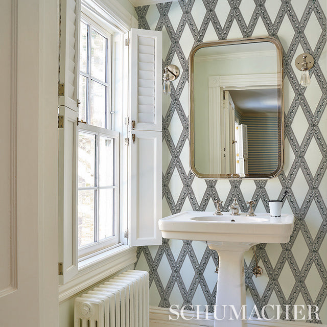 LES LOSANGES TOILE Gold on Black Trellis Wallpaper by Jill Lasersohn – Schumacher 5011362