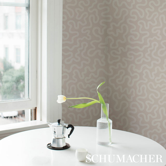 RILEY Natural by Schumacher Modern Vermicelli Wallpaper – Schumacher 5012932