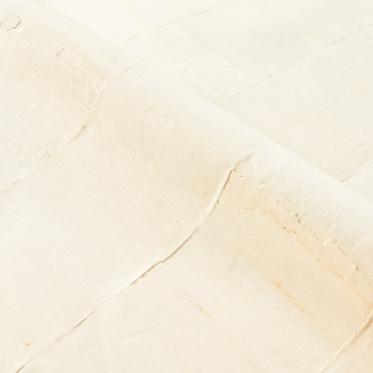 Sano Mosaic White by Schumacher Textured Grasscloth Wallcovering – Schumacher 5012950