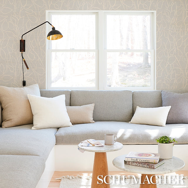 Solandra Vine Sisal Sky by Schumacher Botanical Printed Grasscloth Wallpaper – Schumacher 5013041