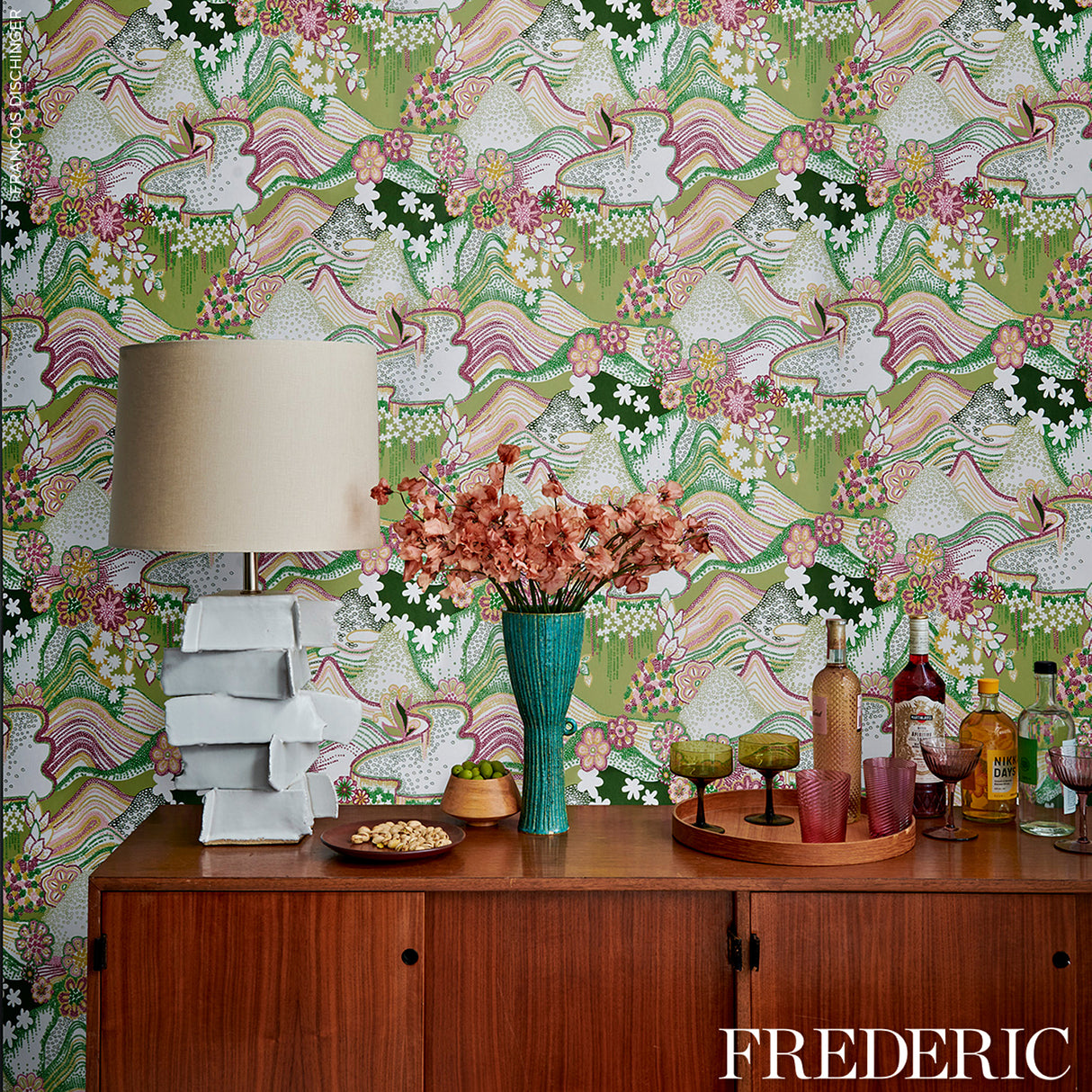 Daisy Chain Green and Pink by Clements Ribeiro Psychedelic Floral Wallpaper – Schumacher 5013551