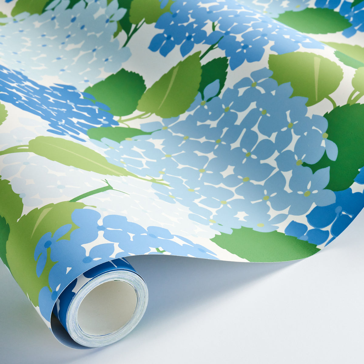 Hydrangea Porcelain Blue and Green by Schumacher Full Bloom Floral Wallpaper – Schumacher 5013630