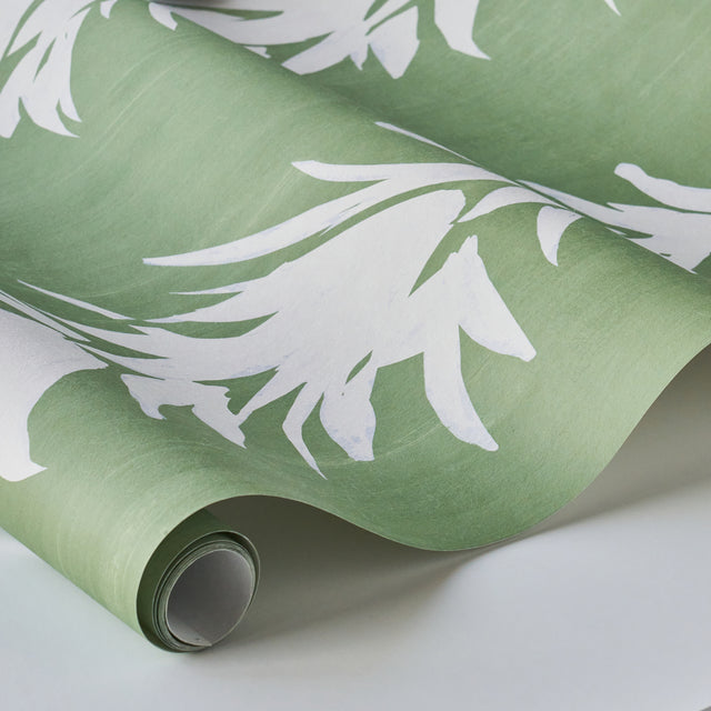 White Lotus Soft Green by Schumacher Backdrop Botanical Wallpaper – Schumacher 5013660