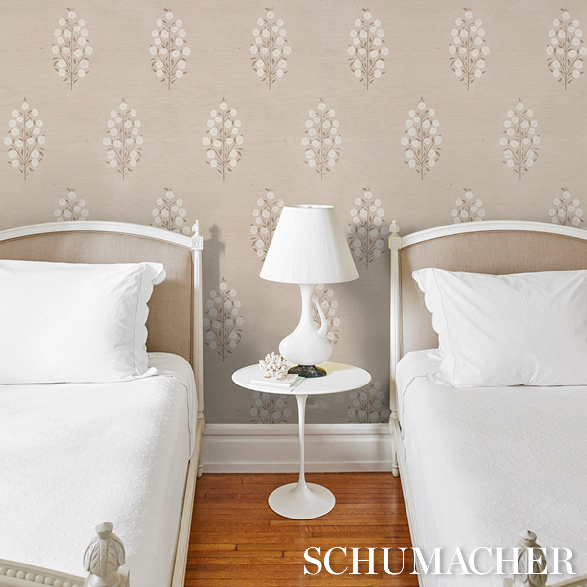 Josepha Sisal Neutral Floral Handprinted Wallpaper – Schumacher 5013711