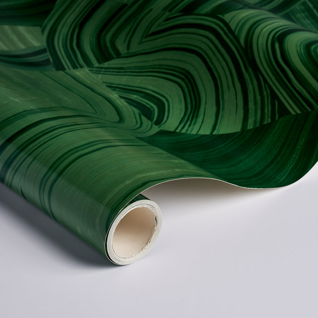 Agate Slice Malachite Green by Miles Redd Abstract Stone Wallpaper – Schumacher 5013891