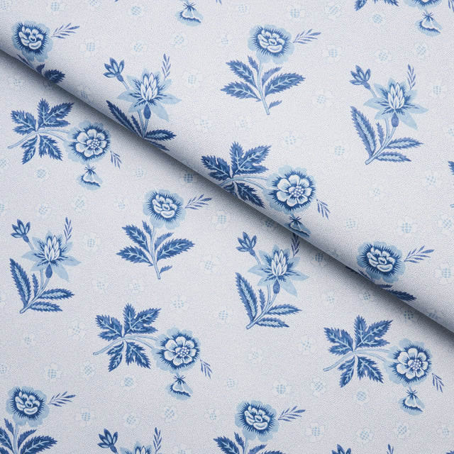 Colline Porcelain by Schumacher Small-Scale Floral Wallpaper – Schumacher 5014220