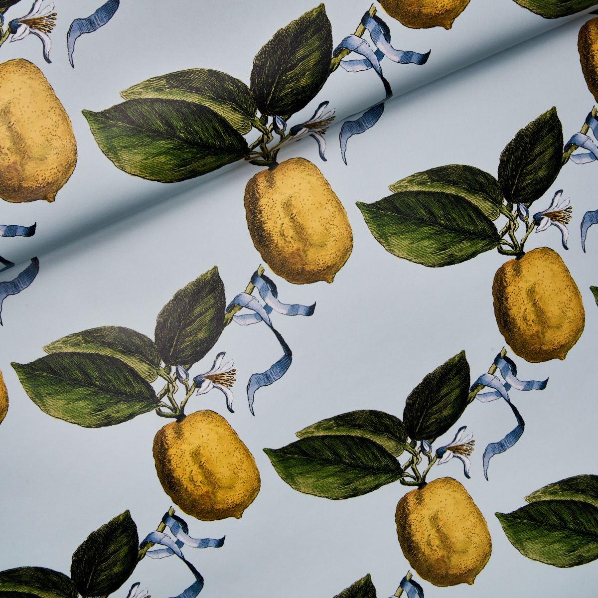 Le Citron Sky by Johnson Hartig Whimsical Lemon Wallpaper – Schumacher 5014281