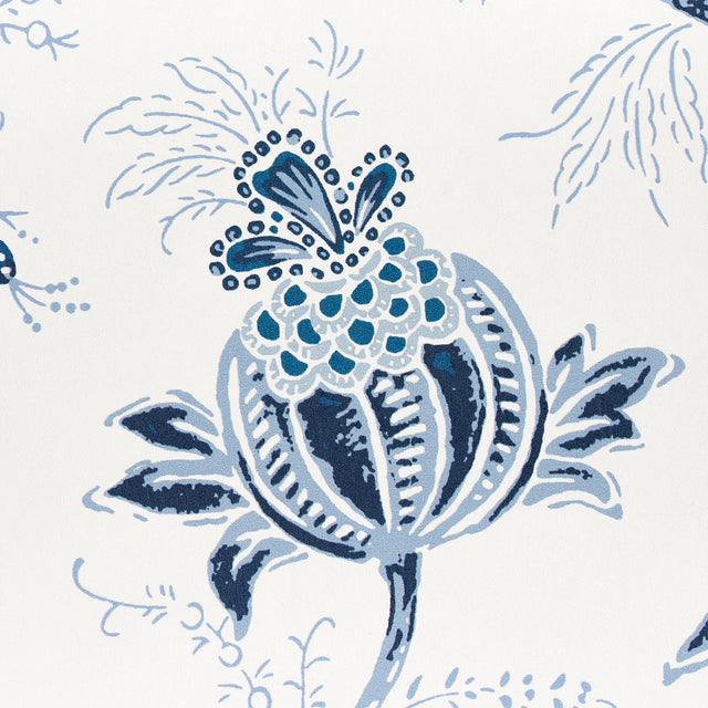 Chinoiserie Vine Cobalt by Mark D. Sikes Schumacher Wallpaper – 5014350