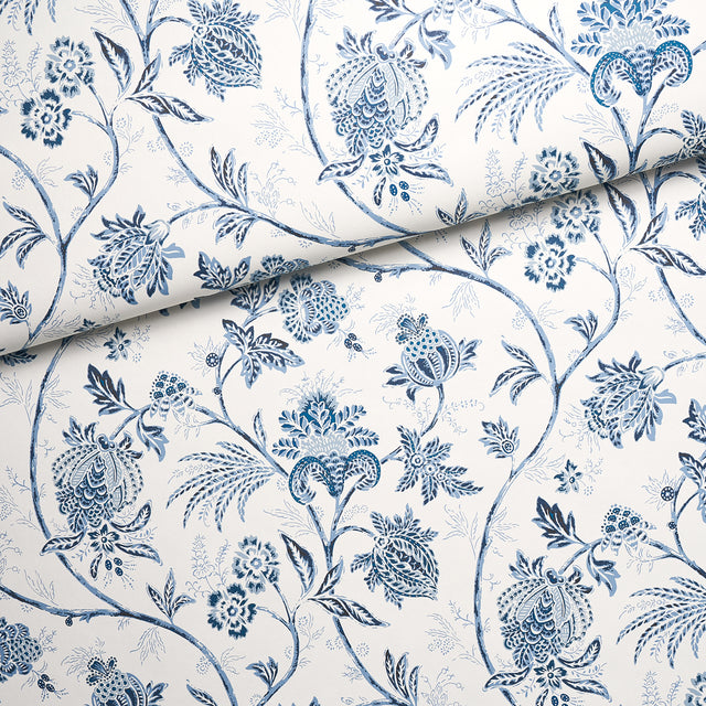 Chinoiserie Vine Cobalt by Mark D. Sikes Schumacher Wallpaper – 5014350