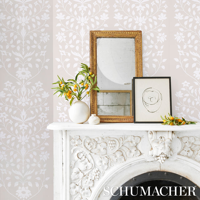 Jaipur Mughal Flower Neutral by Schumacher Marie-Anne Oudejans Designer Wallpaper – Schumacher 5014462