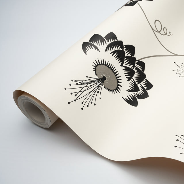 Merlin Black & Cream by Neisha Crosland Modern Art Deco Floral Wallpaper – Schumacher 5015050