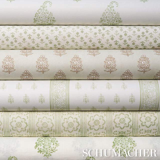 Kerala Paisley II Leaf by Schumacher Jacaranda Collection Green Paisley Wallpaper – Schumacher 5015210