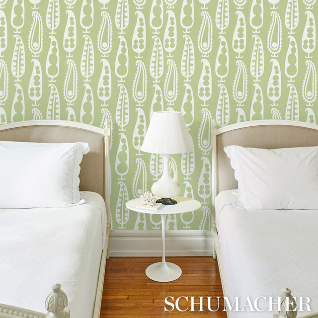 Paisley Peas Green by Drusus Tabor Painterly Modern Wallpaper – Schumacher 5015381