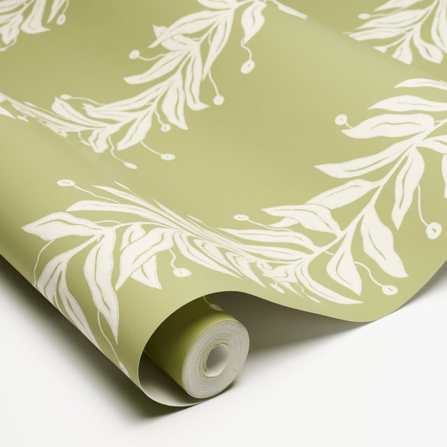Tendril Stripe Olive by Marian McEvoy Botanical Stripe Wallpaper – Schumacher 5015492