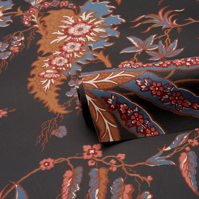 Apolline Botanical Rouge & Noir by Schumacher Hand Screen Printed Botanical Wallpaper – Schumacher 5015502