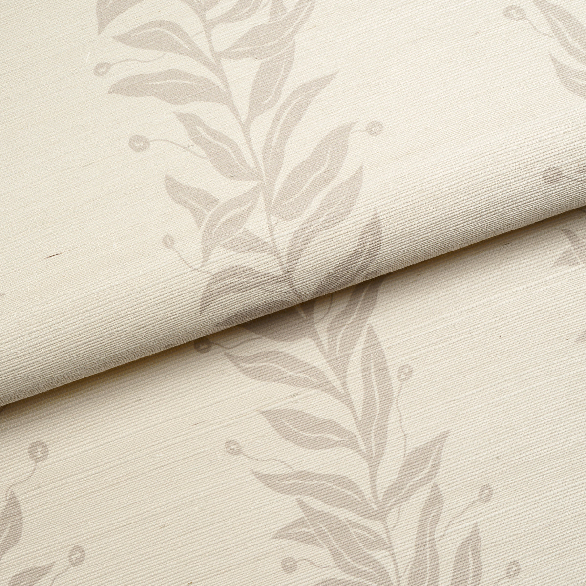 Tendril Stripe Sisal Natural by Schumacher Botanical Vine Wallpaper – Schumacher 5015561