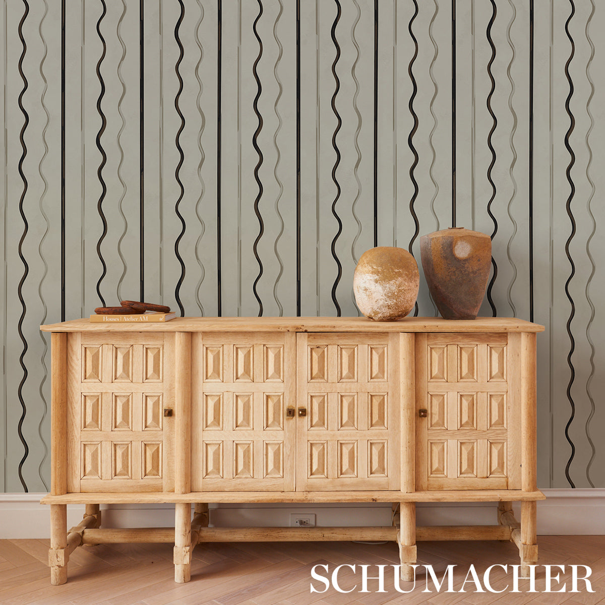 Affogato Ivory & Carbon by Backdrop Modern Serpentine Stripe Wallpaper – Schumacher 5015571