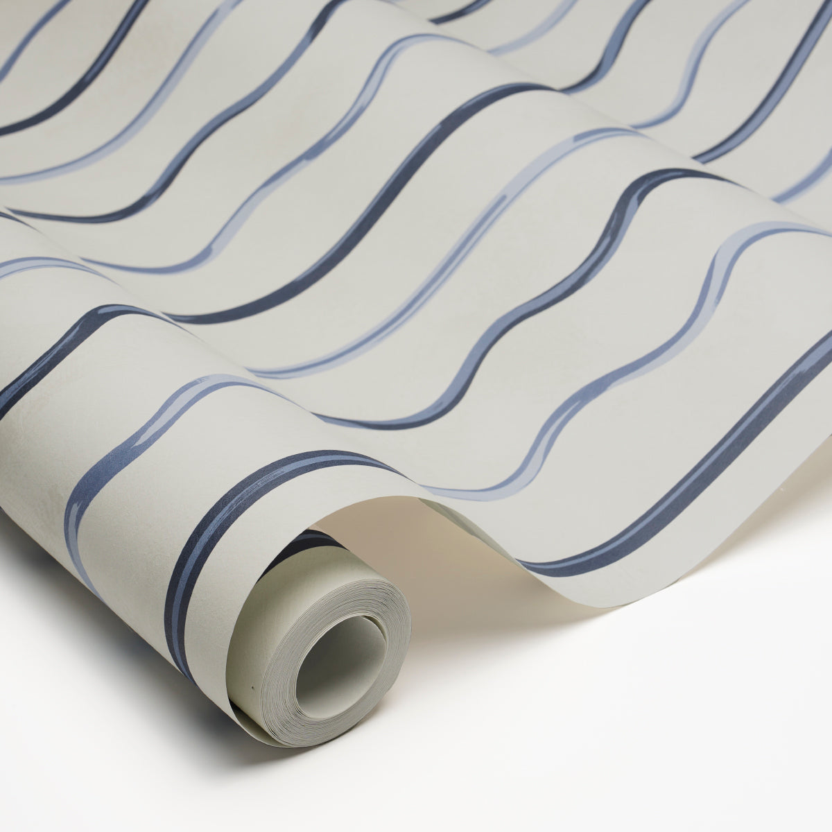 Affogato Cornflower & Deep Navy by Schumacher Backdrop Collection Wallpaper – Schumacher 5015572