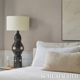 Linen Plissé Alabaster by Schumacher Luxury Organic Texture Wallcovering – Schumacher 5015891