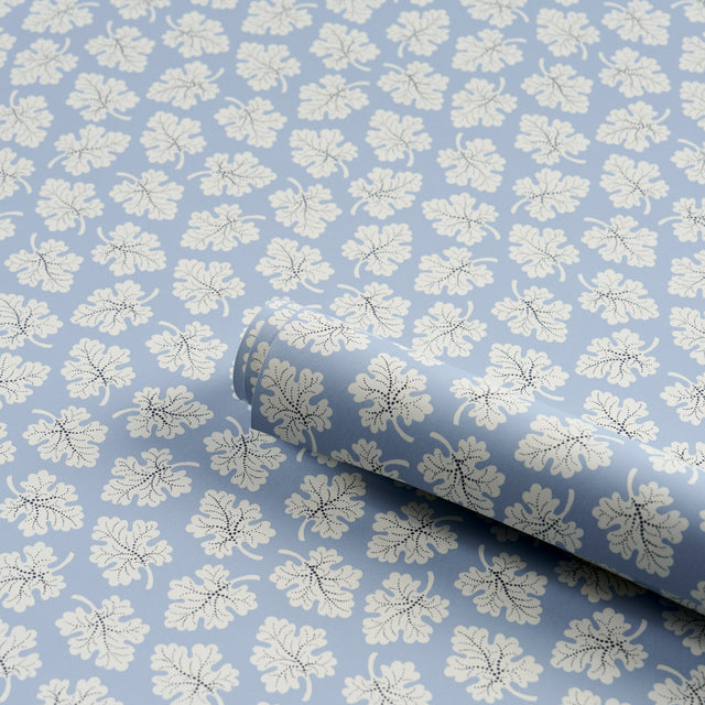 Olive Sky by Rita Konig Small-Scale Leaf Motif Wallpaper – Schumacher 5015922