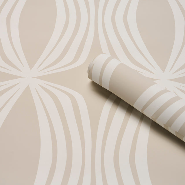 Fontana Birch Geometric Wallpaper by Schumacher – Modern Hourglass Stripe Wallcovering 5016120