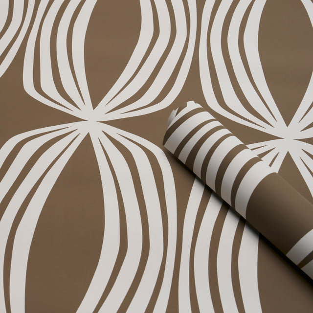 Fontana Peat Geometric Hourglass Stripe Wallpaper – Schumacher 5016121