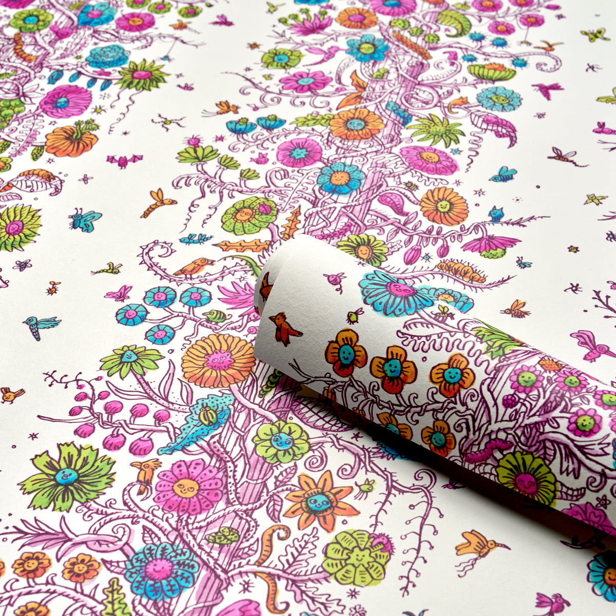 Edward Steed's Towers of Flowers Multicolor Burst Wallpaper – Schumacher 5016140