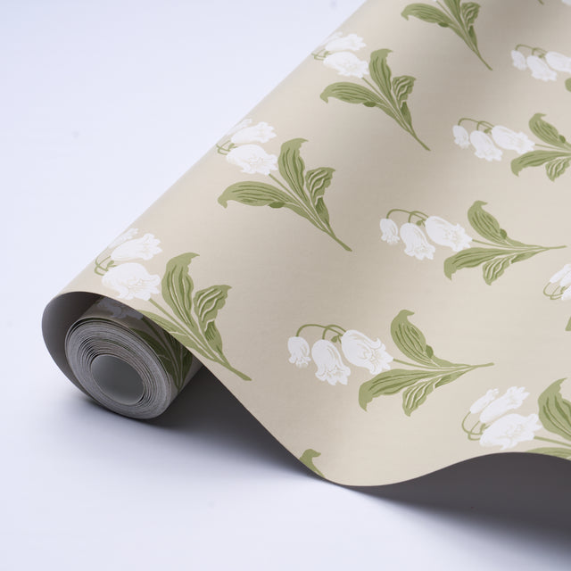 Lily of the Valley Spring by Schumacher Classic Floral Wallpaper – Schumacher 5016281