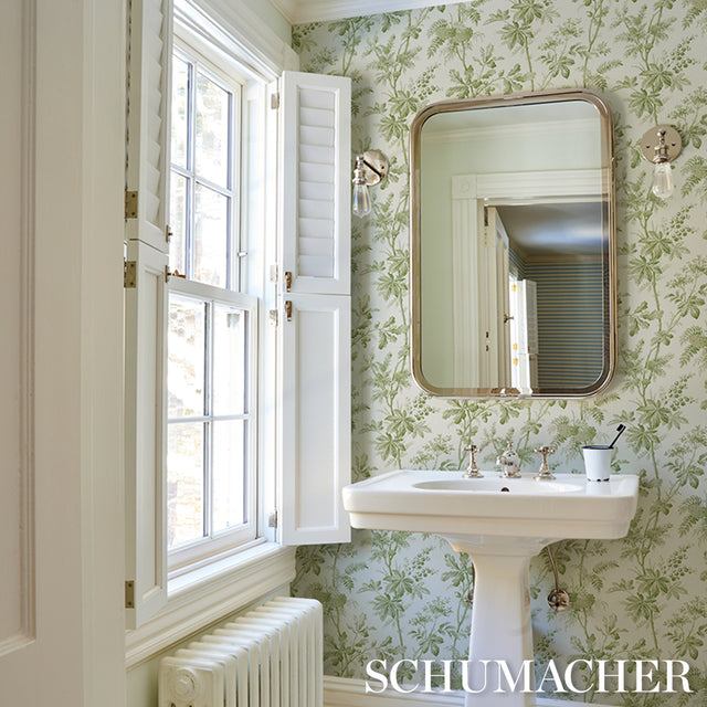 Brantwood Vine Leaf by Schumacher Botanical Wallpaper – Schumacher 5016350