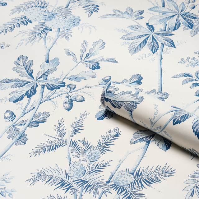 Brantwood Vine Porcelain by Schumacher Botanical Wallpaper – Schumacher 5016351