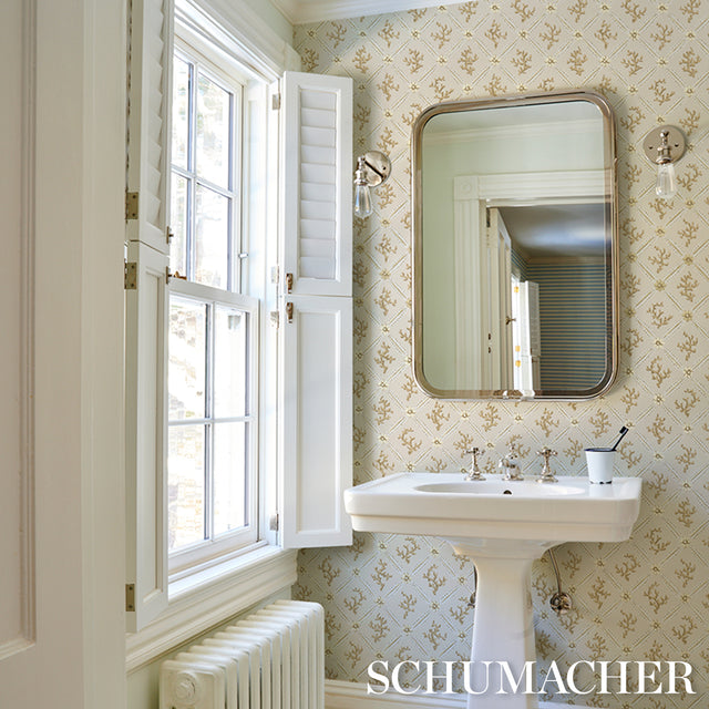 Corail Leaf Trellis Champagne by Timothy Corrigan Metallic Botanical Trellis Wallpaper – Schumacher 5016640