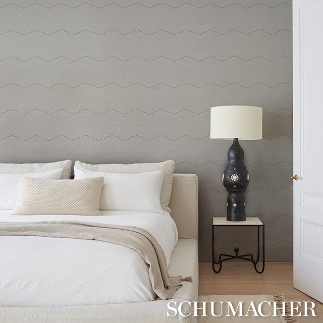 Rivet Stripe Sisal Dove by Schumacher Art Deco Chevron Sisal Wallpaper – Schumacher 5016711