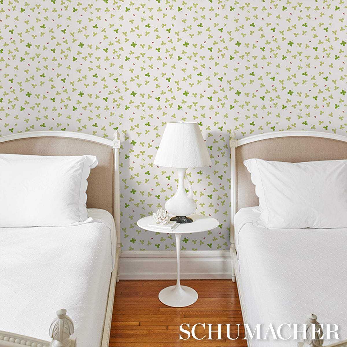 Celia Clover Ivory Botanical Wallpaper – Schumacher 5016770